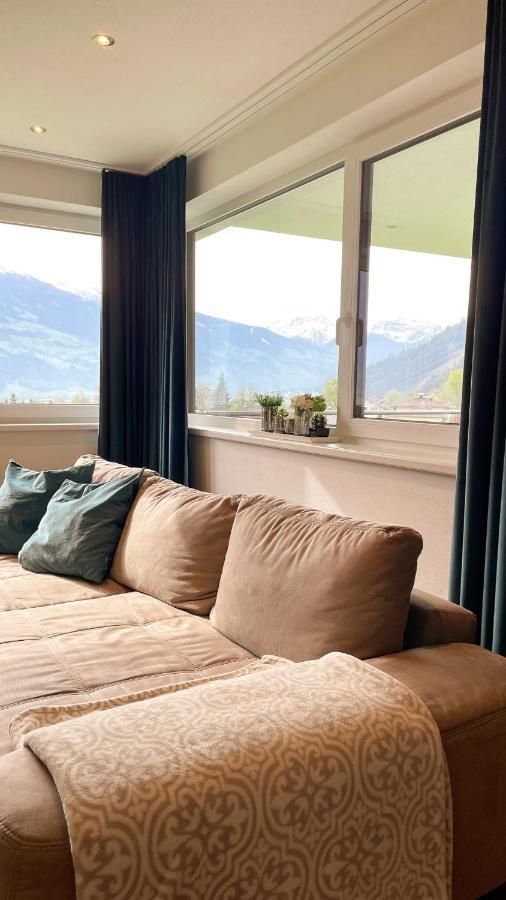Apartamento Theview Ahorn Fügen Exterior foto